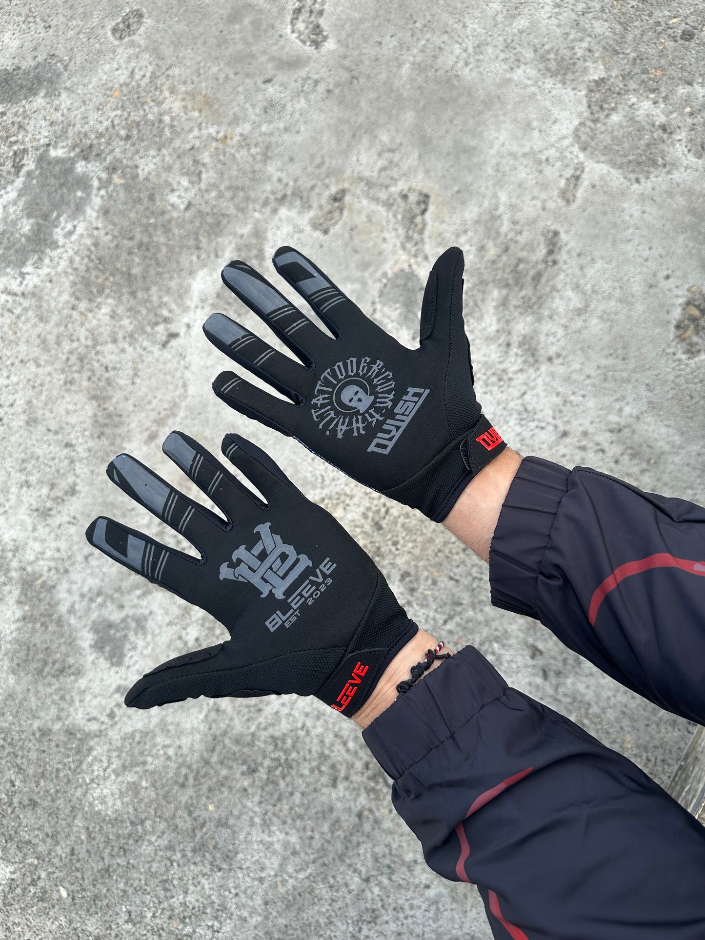 DVLISH x Bleeve Gloves
